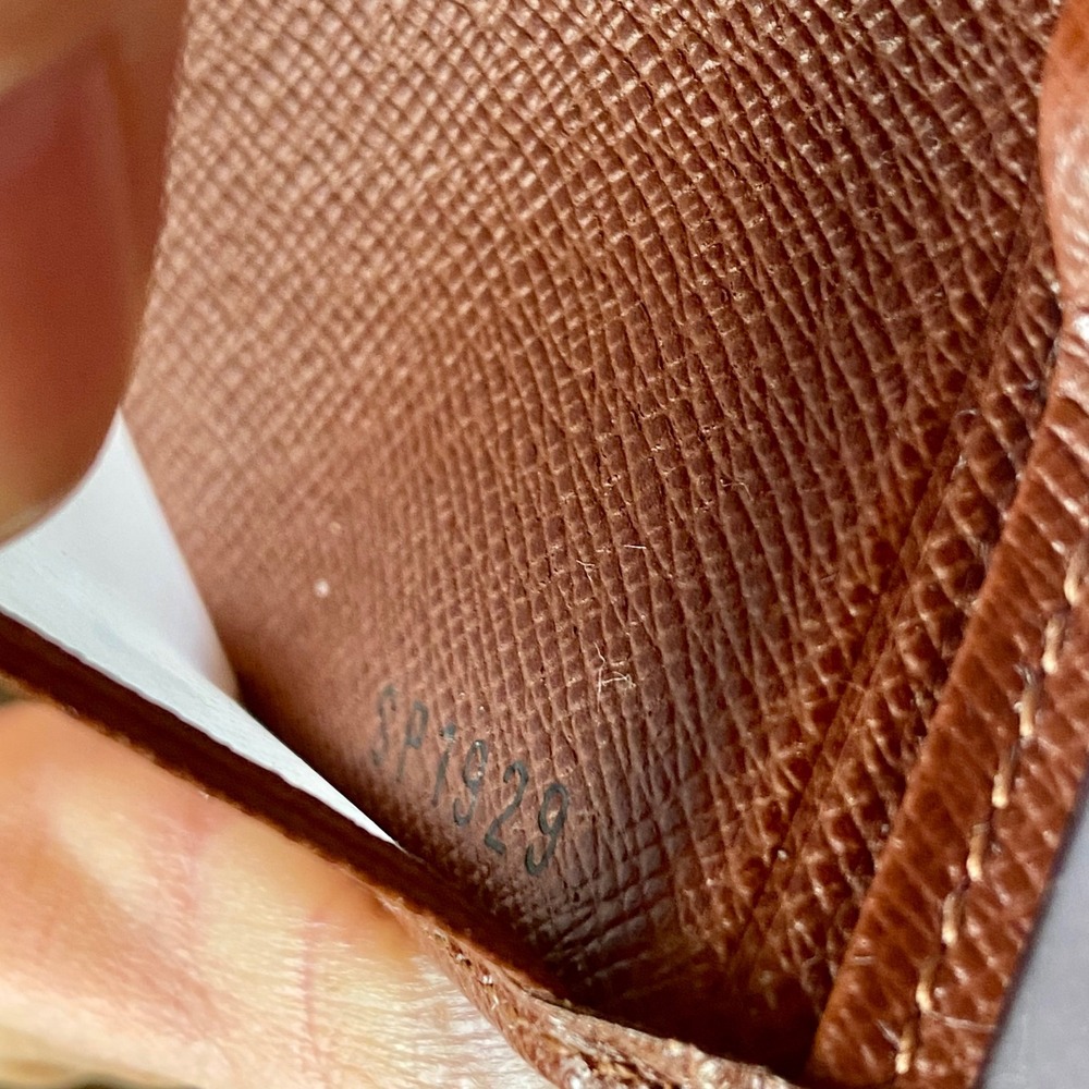 Louis Vuitton Card Holder Wallet Monogram Coated Canvas - Picture 5 of 5